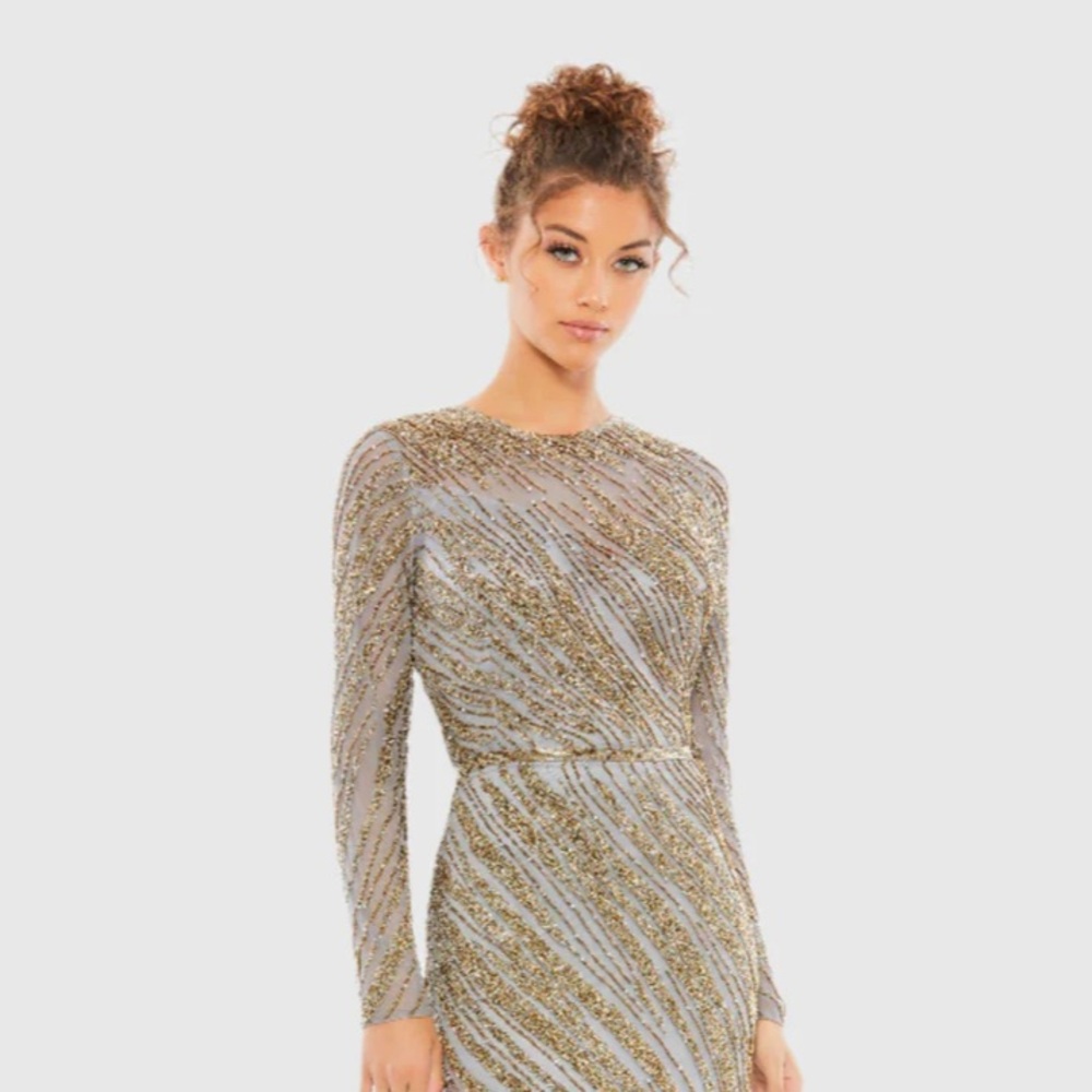 NWT Mac Duggal Platinum Gold and Blue Long Sleeve Beaded Column Gown 5240